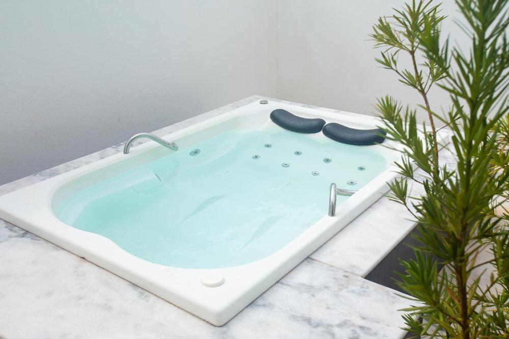 Chale Com Jacuzzi E Vista Para E Piscina Hotel Торус Екстериор снимка